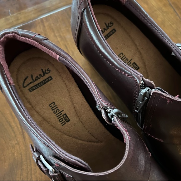 Clark Genette Vista Burgundy Leather Booties 8.5 NEW! - Picture 3 of 11